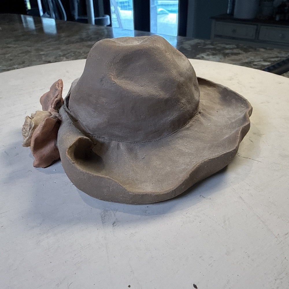 SS Sarna 5" Clay Decorative Hat Flower Gray Pottery Collectible - Picture 4 of 7